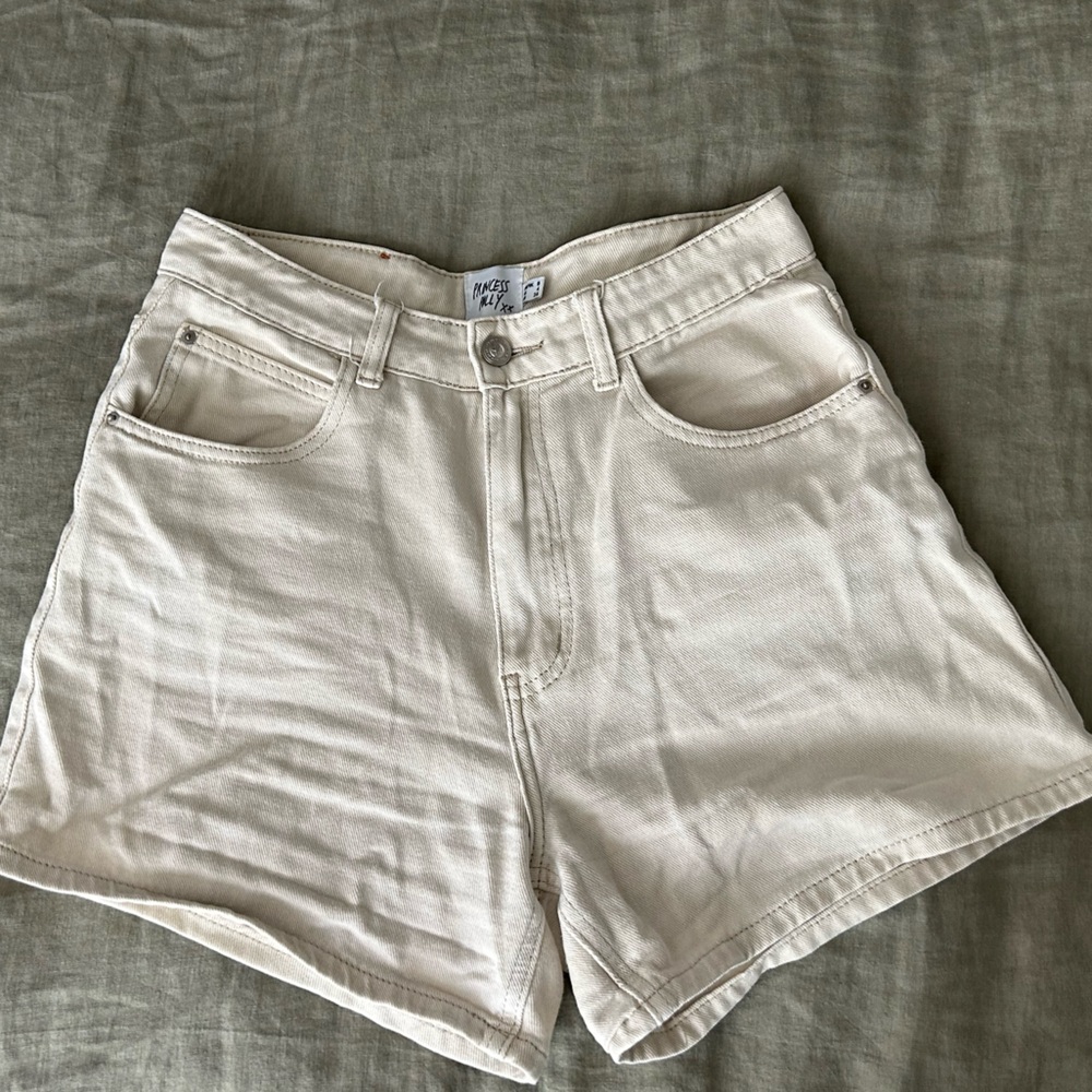 Women's Cream Shorts